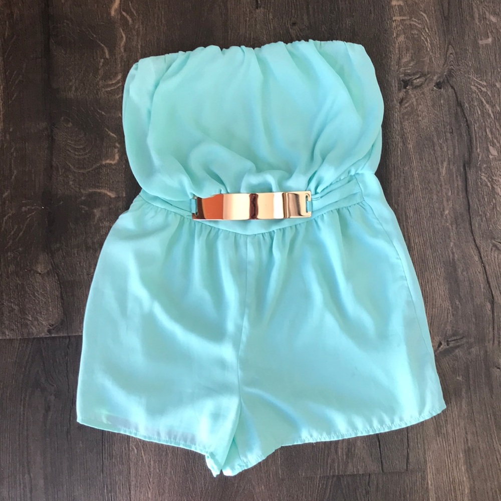 Strapless romper